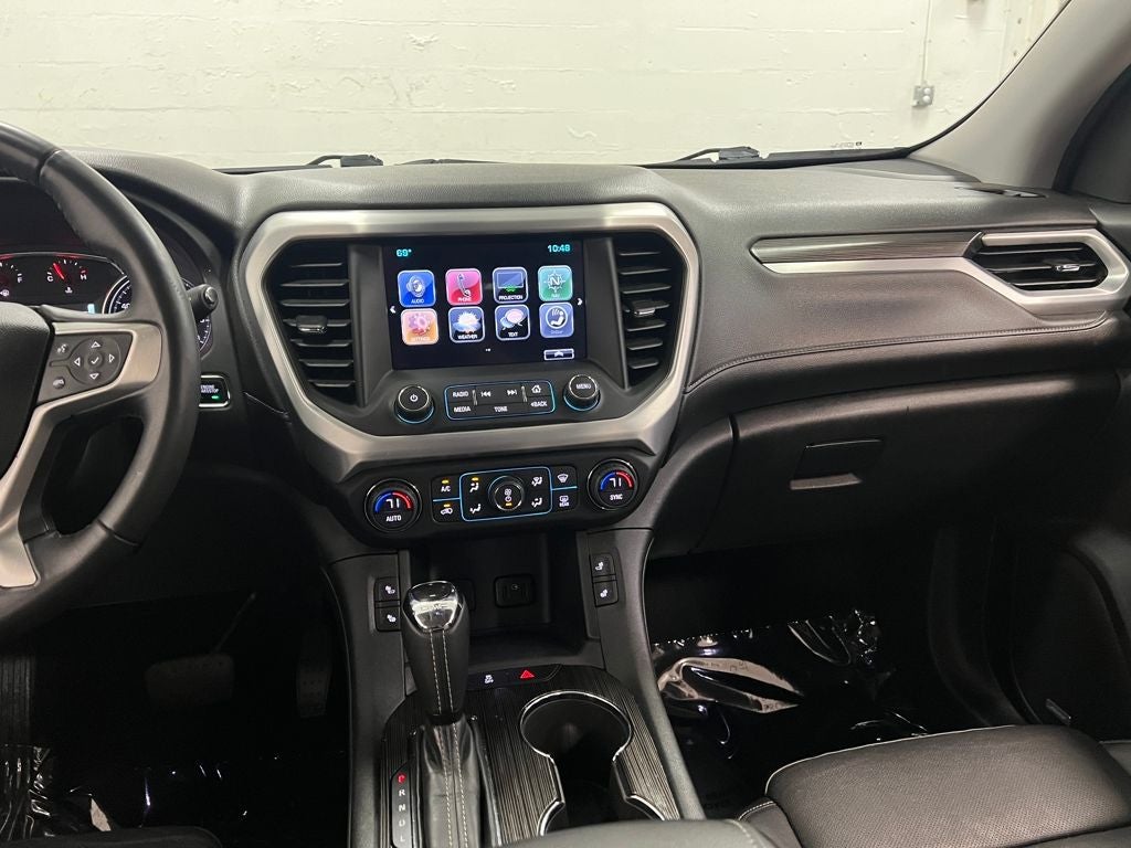 2017 GMC Acadia SLT-2