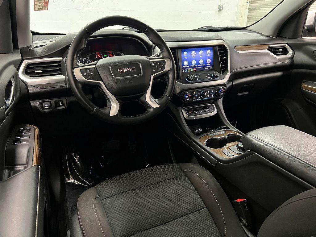 2020 GMC Acadia SLE