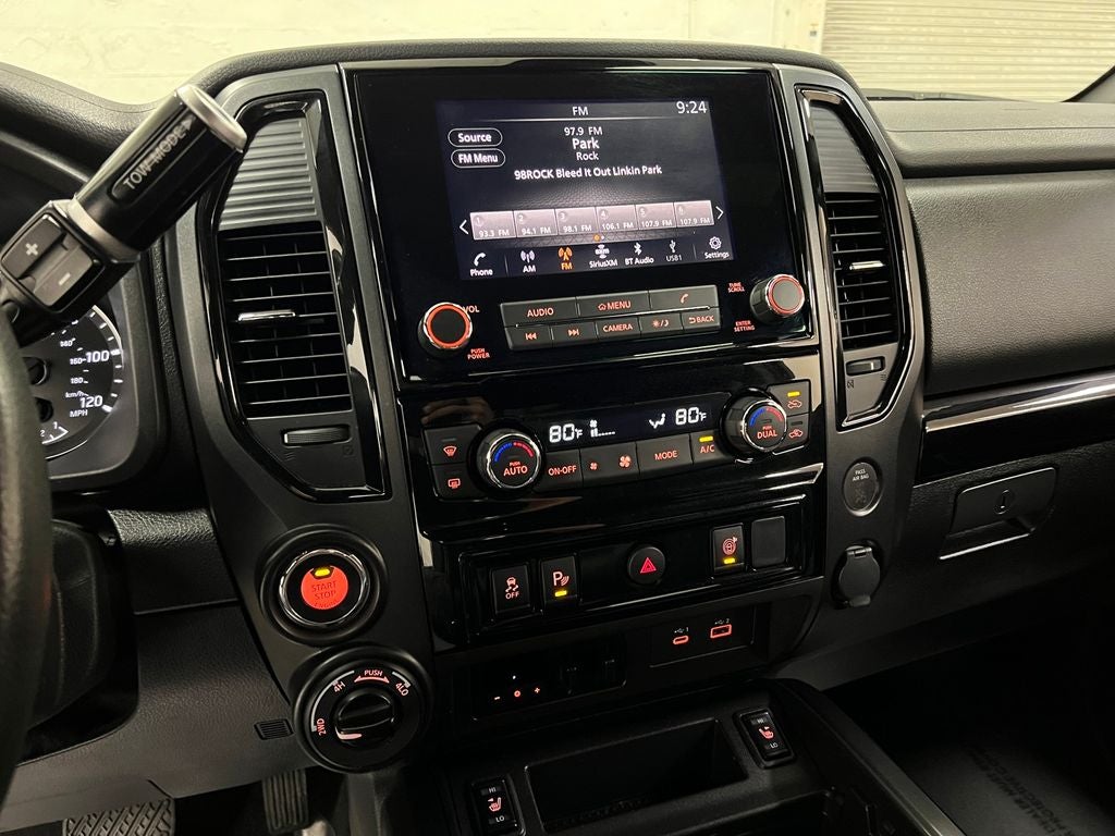 2024 Nissan Titan SV