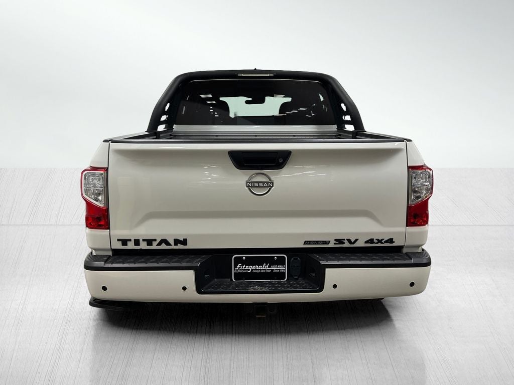 2024 Nissan Titan SV