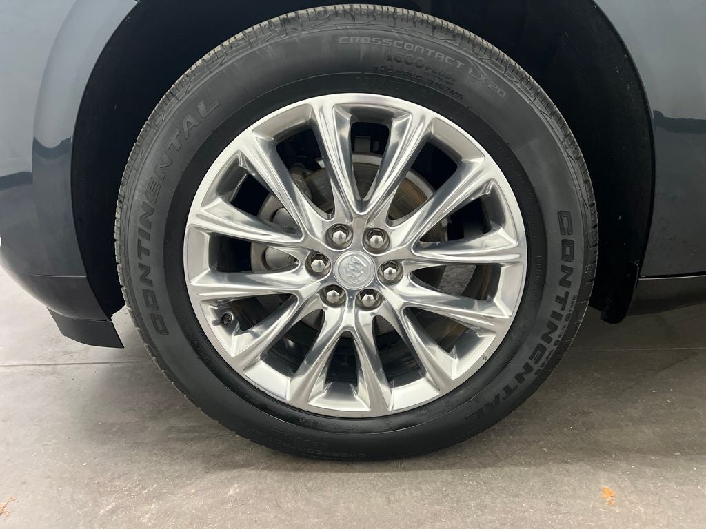 2020 Buick Enclave Essence