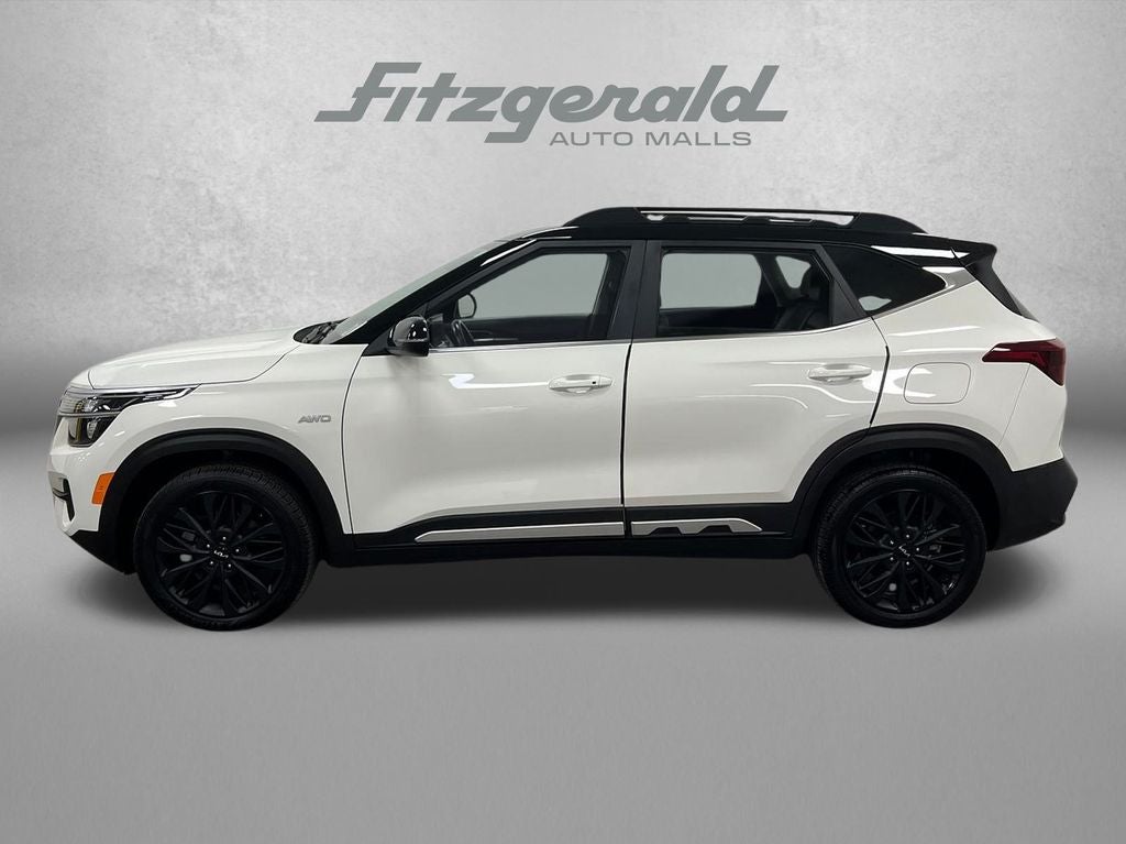 2022 Kia Seltos Nightfall