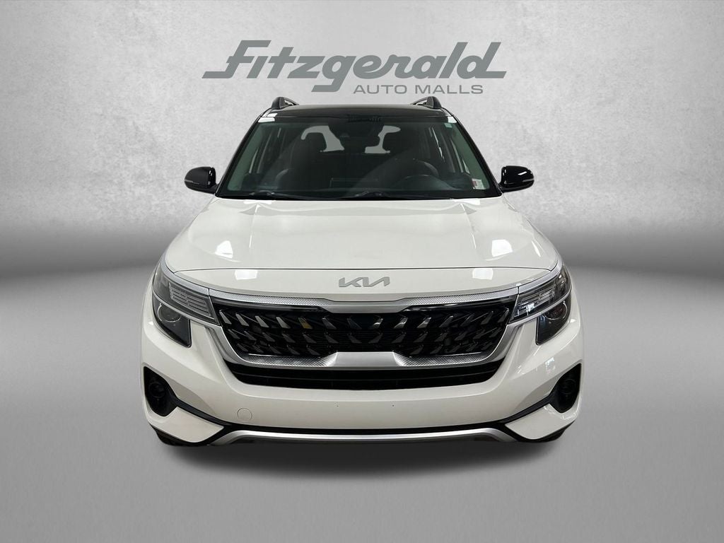 2022 Kia Seltos Nightfall