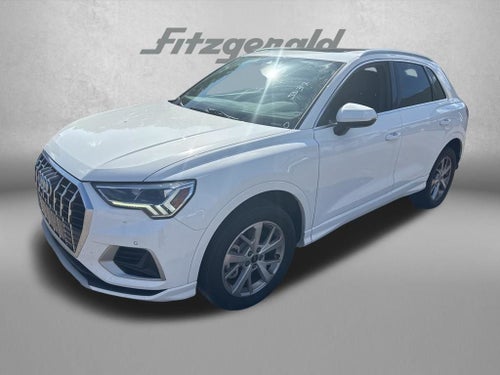 2023 Audi Q3 Premium quattro