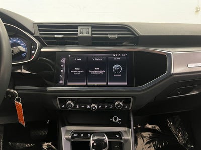 2023 Audi Q3 Premium quattro