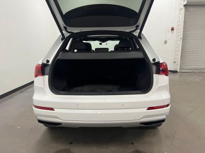 2023 Audi Q3 Premium quattro