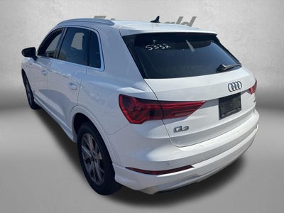 2023 Audi Q3 Premium quattro
